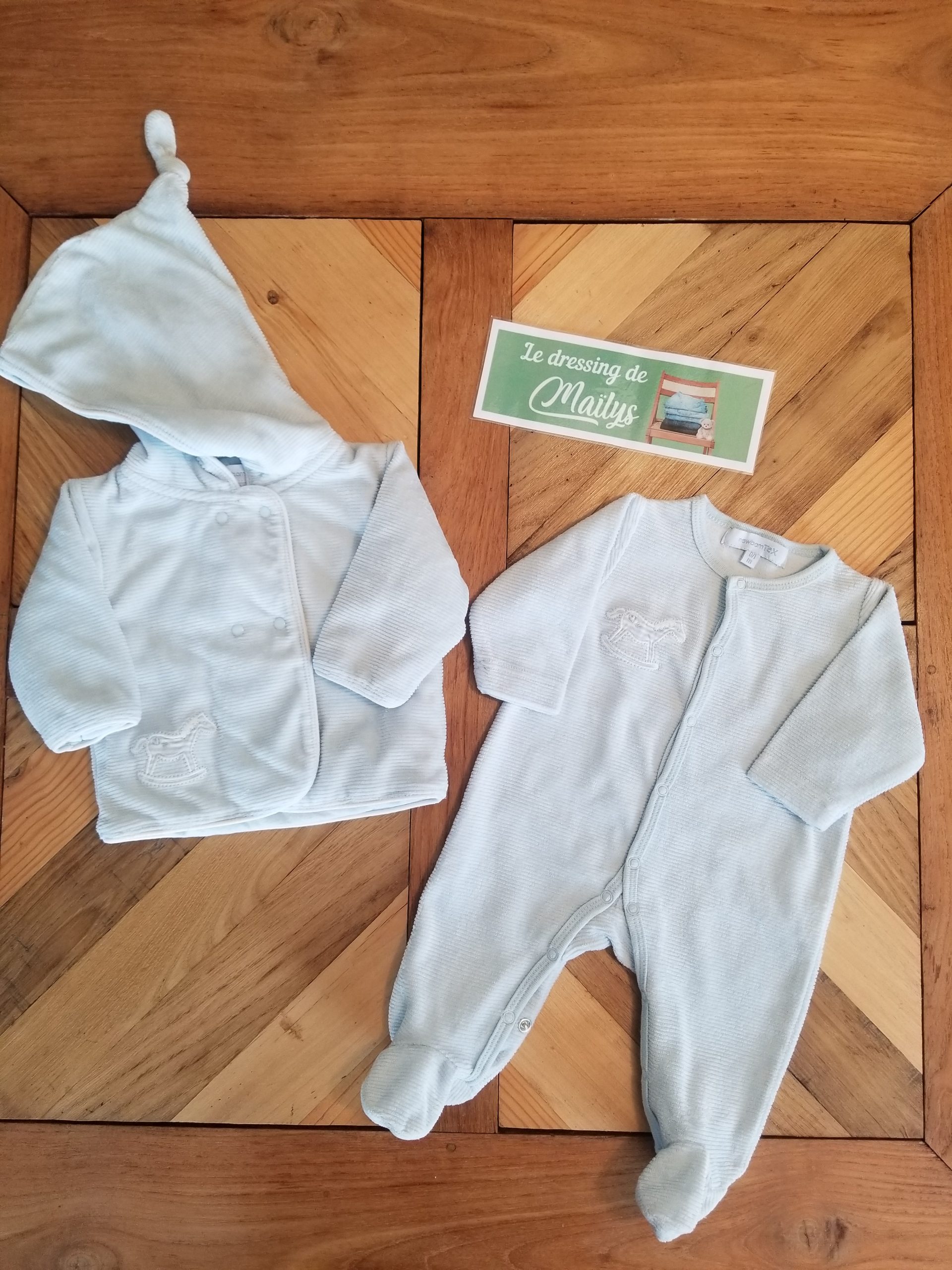 Pyjama et veste hiver 0-1 mois TEX