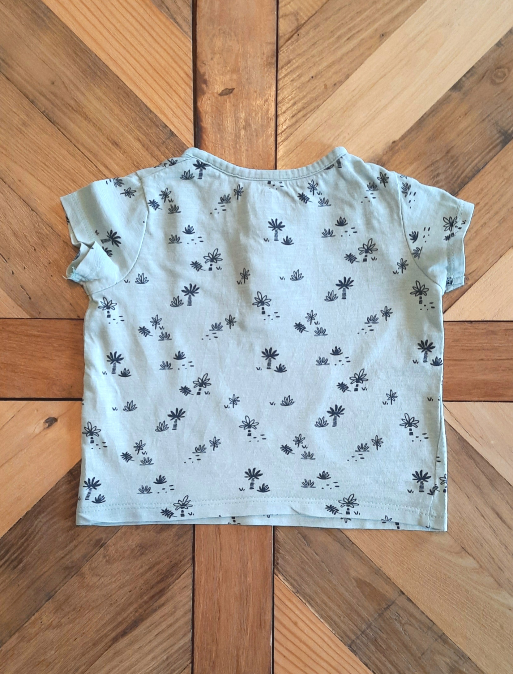 T-shirt col boutons 6 mois Kiabi – Image 2