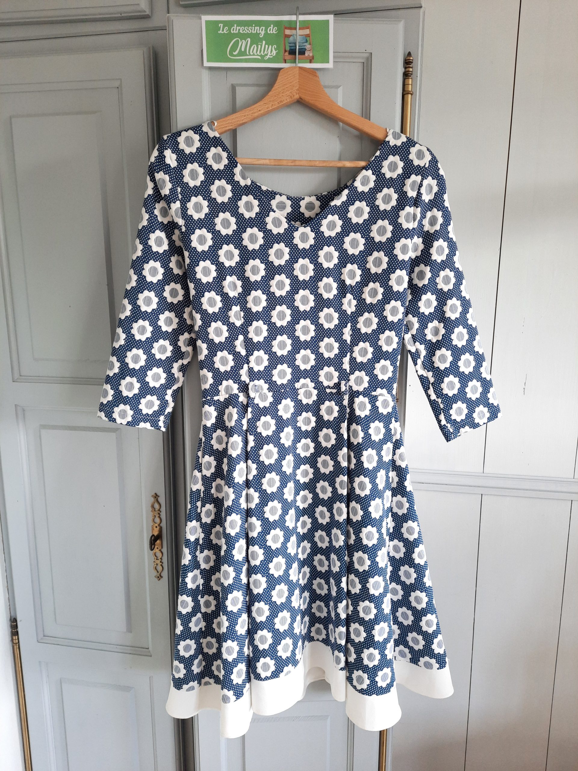 Robe longueur genou T36 – Image 2
