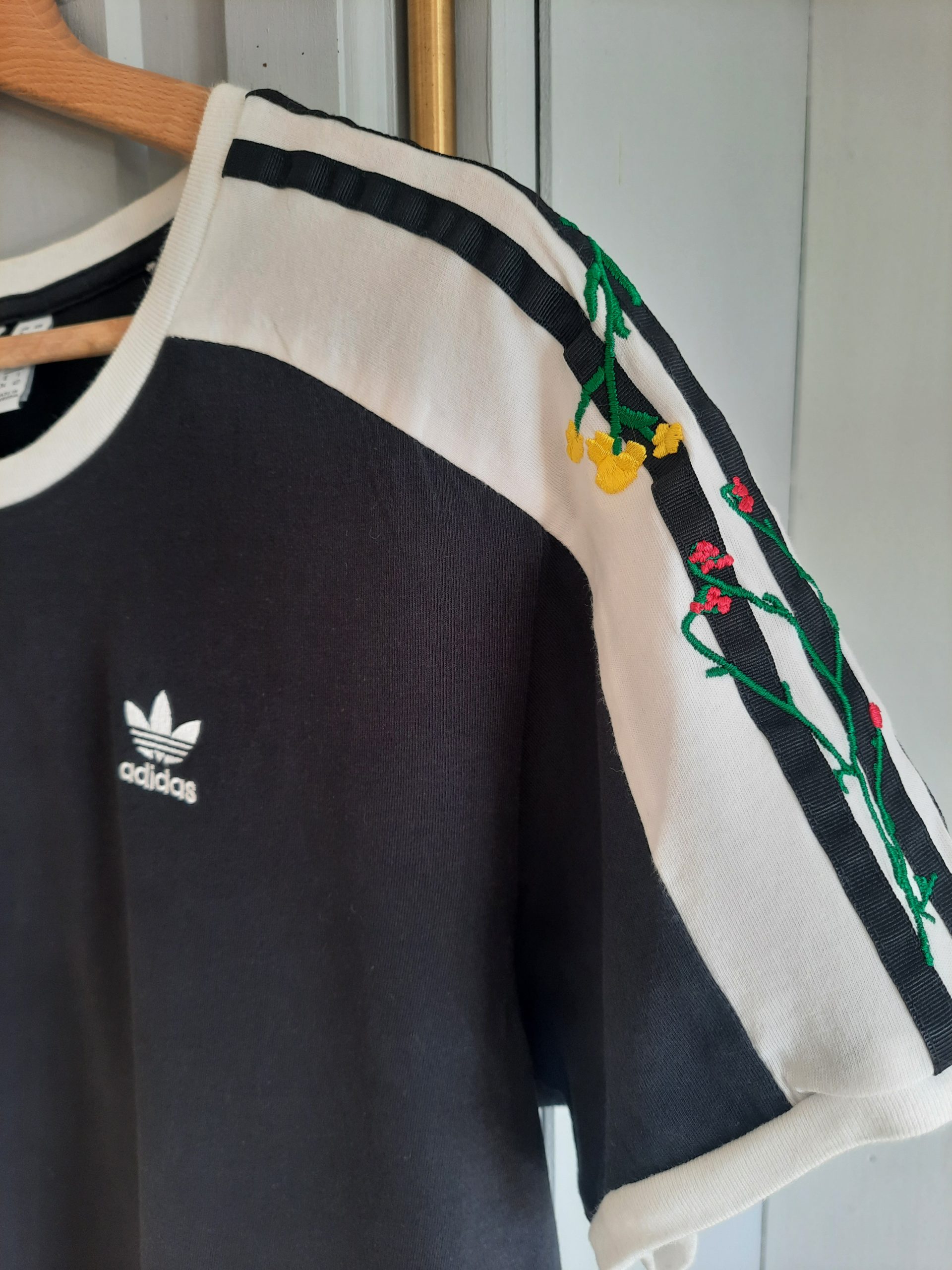 Robe t-shirt courte T36 Adidas – Image 2